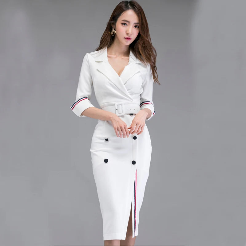 Vestido com Abertura Frontal