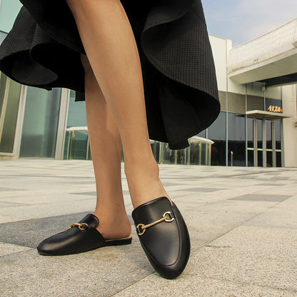 Mule Feminina com Fivela
