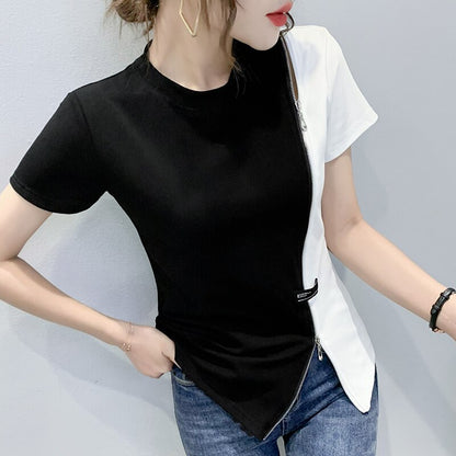 Camiseta Geométrica Branco e Preto