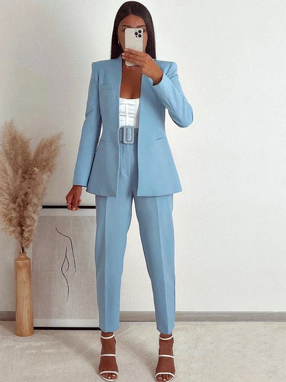 Conjunto com Blazer em V e Calça