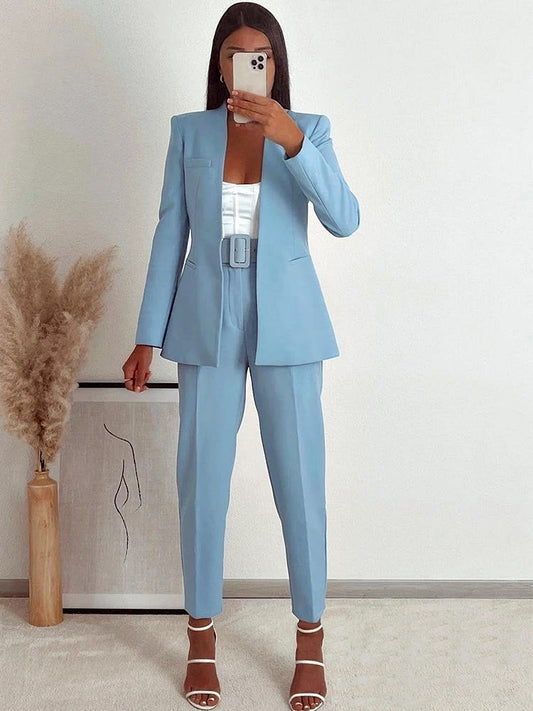 Conjunto com Blazer em V e Calça
