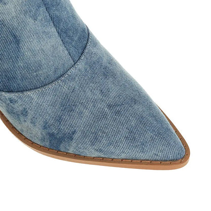 Bota Jeans Cano Alto e Salto