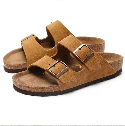 Chinelo de Camurça com Fivelas