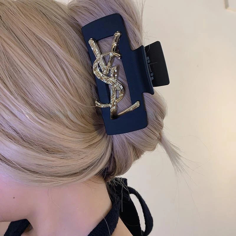 Prendedor de Cabelo com Letras YSL