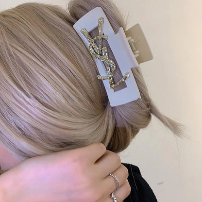 Prendedor de Cabelo com Letras YSL