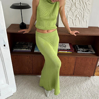 Conjunto em Malha Blusa e Saia