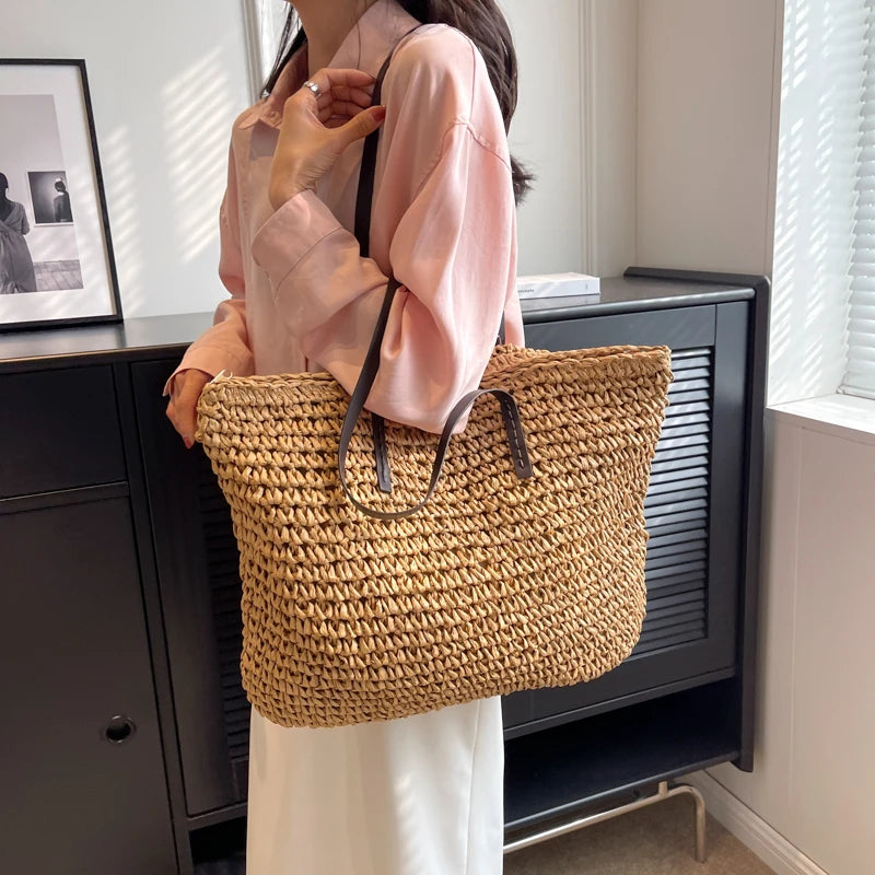 Bolsa de Palha com Design Exclusivo.
