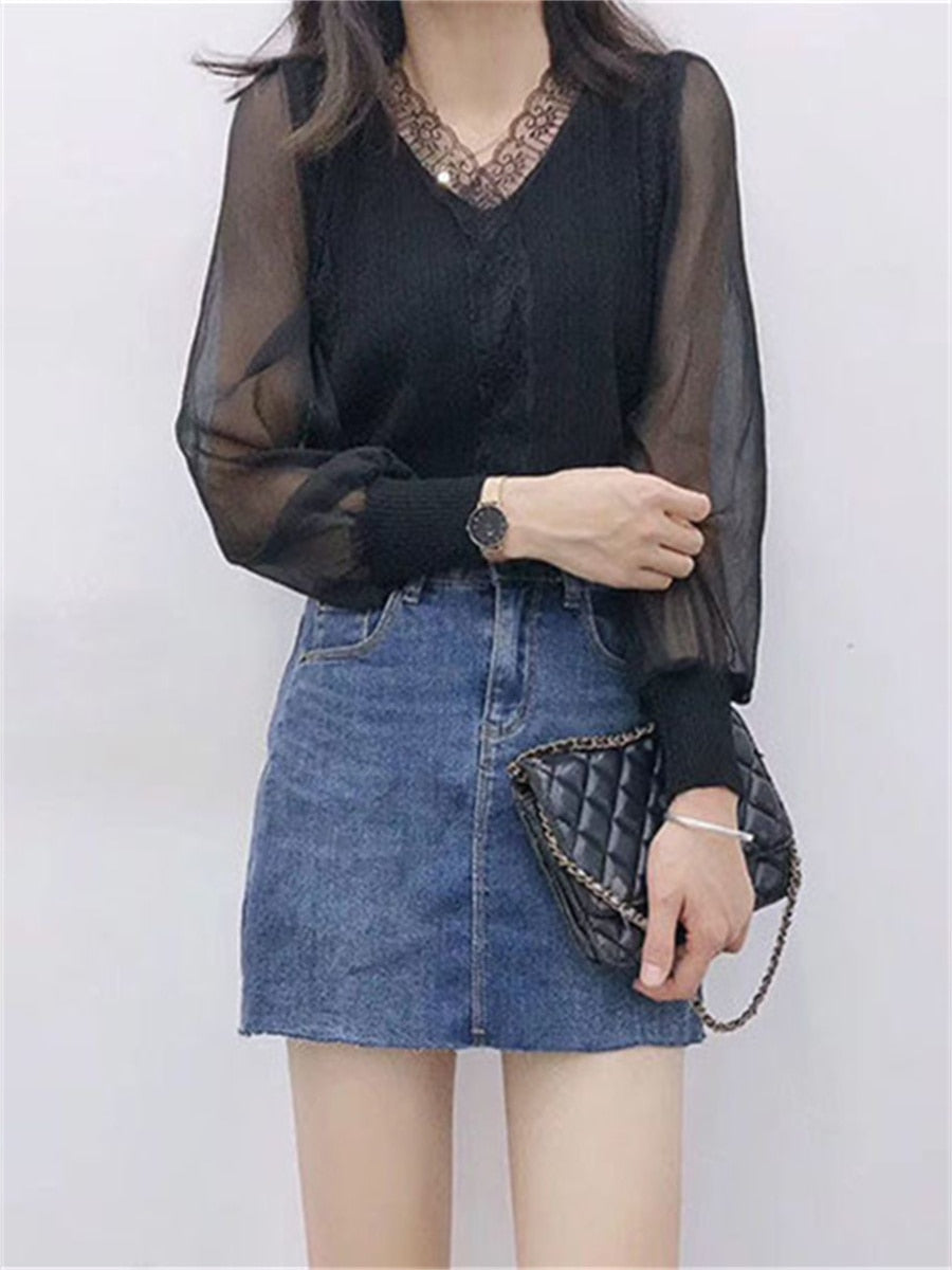 Blusa de Renda Manga Comprida com Decote em V. - Lindas & Cia Shop