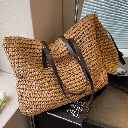 Bolsa de Palha com Design Exclusivo.