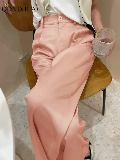 Calça Feminina em Cetim
