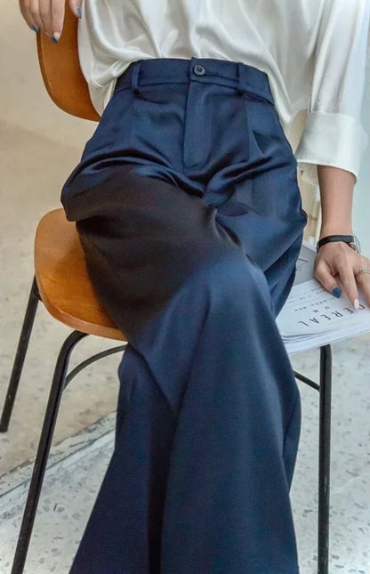 Calça Feminina em Cetim