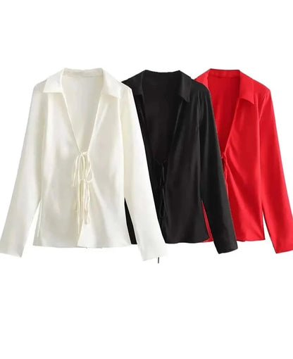 Blusa em Cetim com Lacinhos