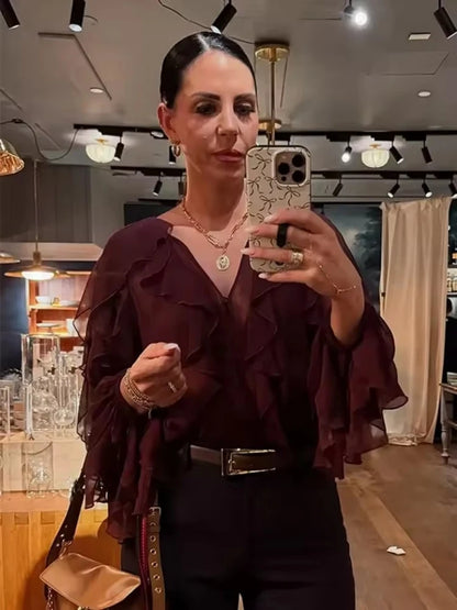 Camisa com Babados e Transparência