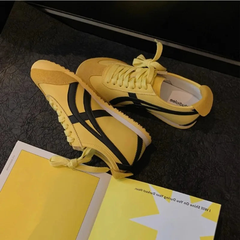 Tênis Sneakers Feminino em Couro Amarelo