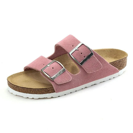 Chinelo de Camurça com Fivelas