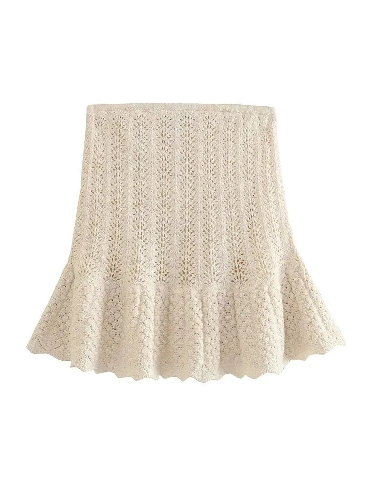 Conjunto de Saia e Top em Malha Bordado