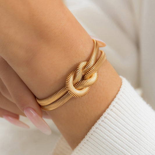 Pulseira de Corrente com Nó