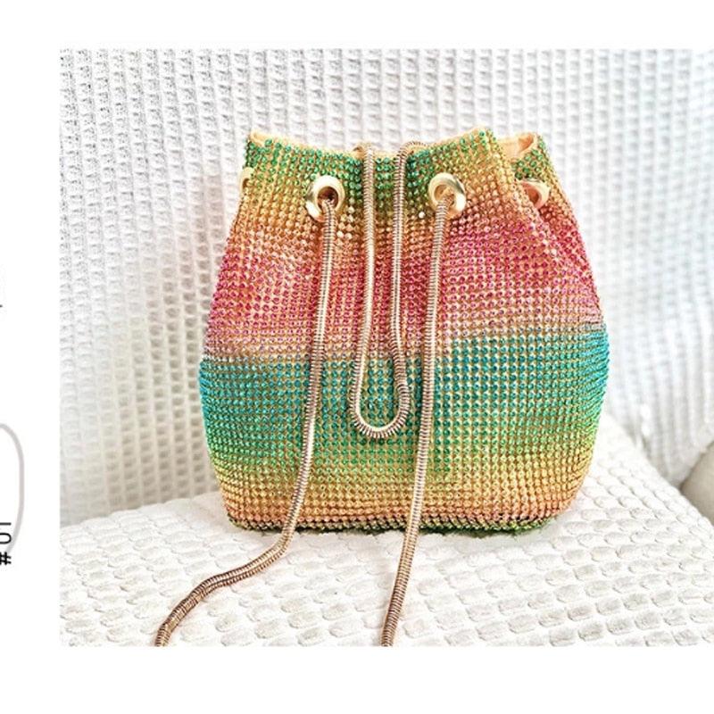 Bolsa Clutch de Luxo com Diamantes e Corrente. - Lindas & Cia Shop