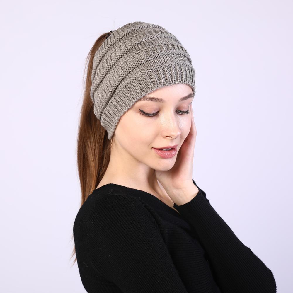 Gorro de Inverno Lã, com Abertura para  Rabo de Cavalo. - Lindas & Cia Shop