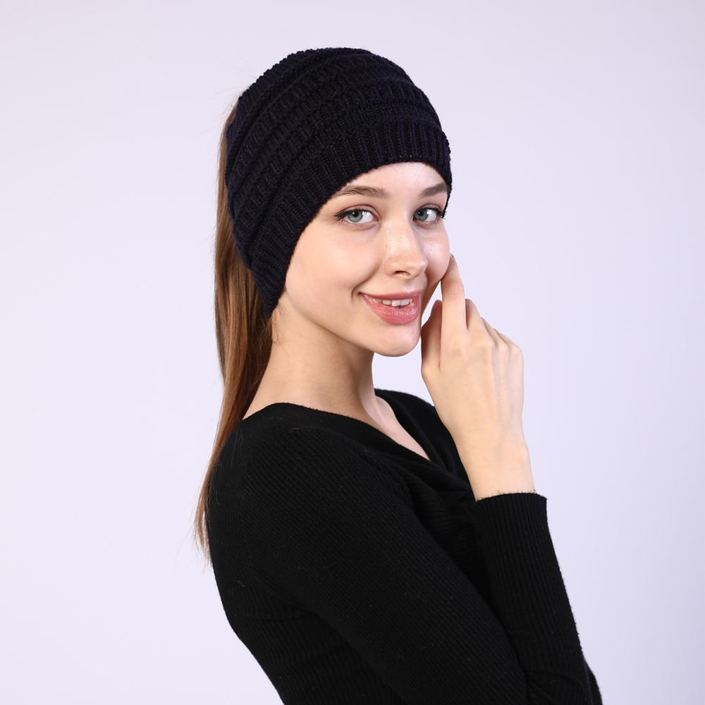 Gorro de Inverno Lã, com Abertura para  Rabo de Cavalo. - Lindas & Cia Shop