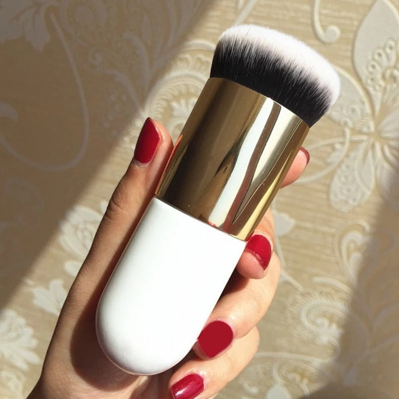 New Fashion Chubby Pier Foundation Brush Flat Cream Makeup Brushes Professional Cosmetic Brush highlight brush loose powder brus - Lindas & Cia Shop
