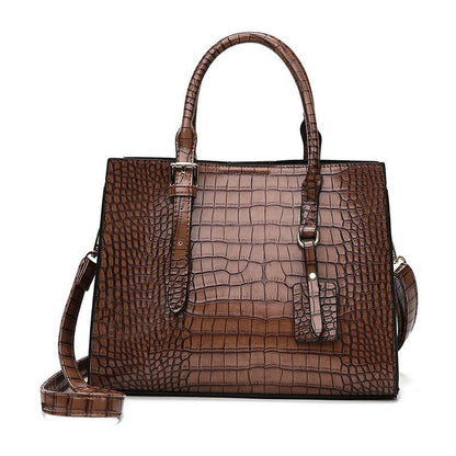 Bolsa de Couro com Estampa de Cobra. - Lindas & Cia Shop