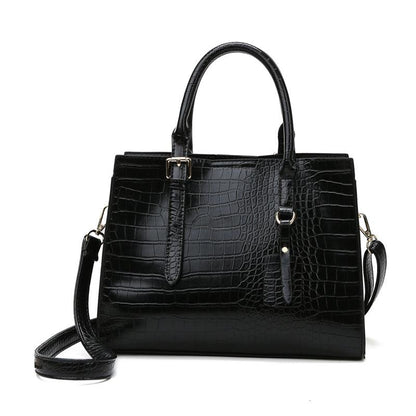 Bolsa de Couro com Estampa de Cobra. - Lindas & Cia Shop