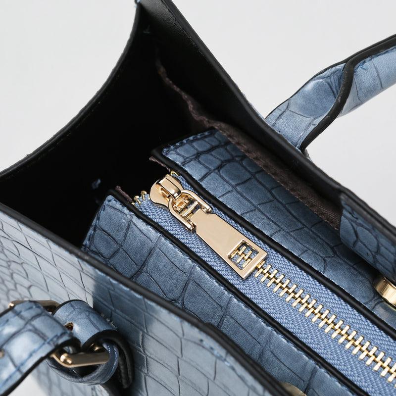 Bolsa de Couro com Estampa de Cobra. - Lindas & Cia Shop
