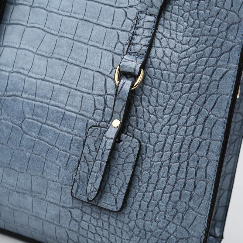 Bolsa de Couro com Estampa de Cobra. - Lindas & Cia Shop